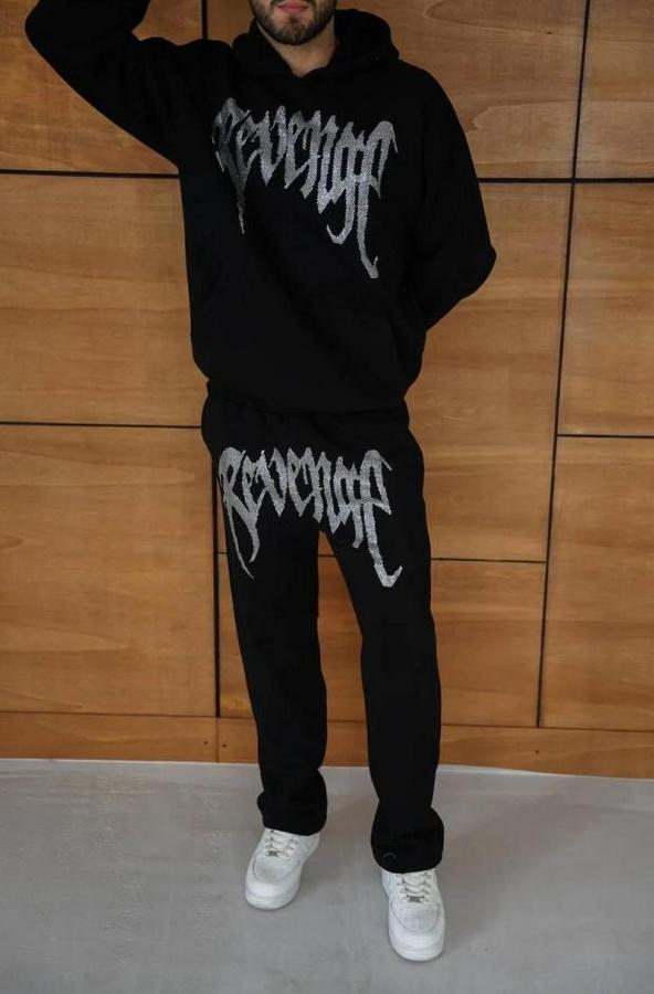 Premium Taş Baskılı Eşofman Takım Revenge Model (Siyah) Kapüşonlu Üst + Taşlı Baskılı Alt Modern Streetwear Tarzı Oversize Rahat Kalıp 3 Iplik Pamuklu