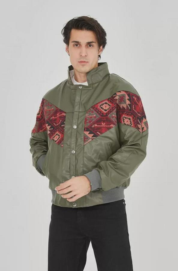 Içi Astarlı Içten Yaka Kısmı Peluşlu Suni Kumaş Vintage Ceket