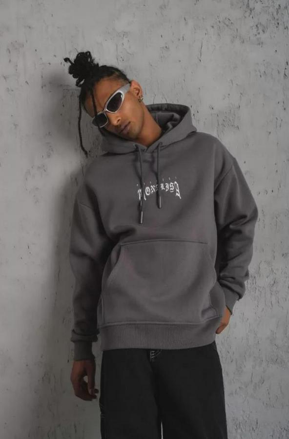 Baskılı Kapüşonlu Ve Kanguru Cepli Sweat