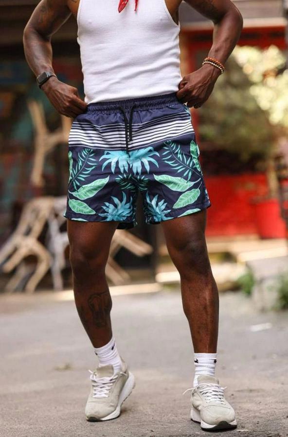 Palmiye Desenli Deniz Cepli Şort