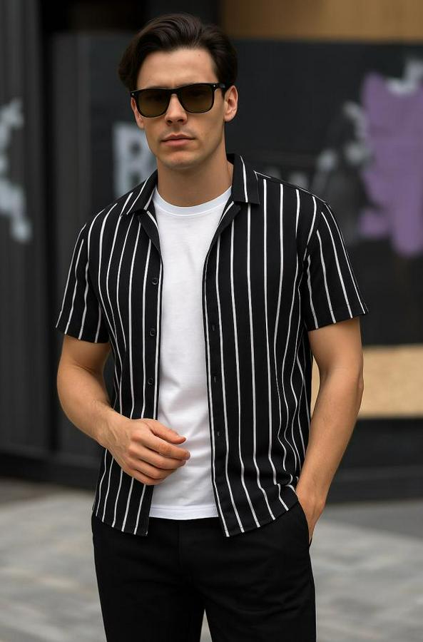 Kısa Kollu Beyaz Çizgi Desenli Örme Kumaş Pamuklu Gömlek