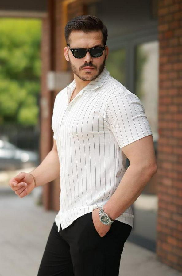 Kısa Kollu Çizgili Gömlek