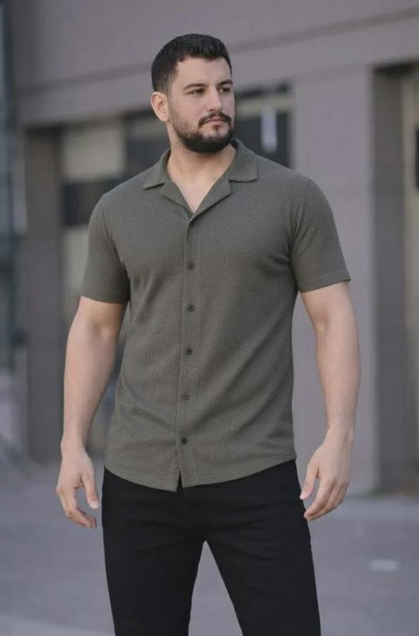 Waffle Kumaş Kısa Kollu Düğmeli Açık Yaka Regular Fit Gömlek