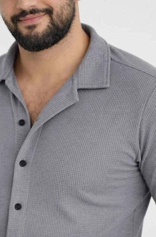 Waffle Kumaş Uzun Kollu Düğmeli Açık Yaka Regular Fit Gömlek