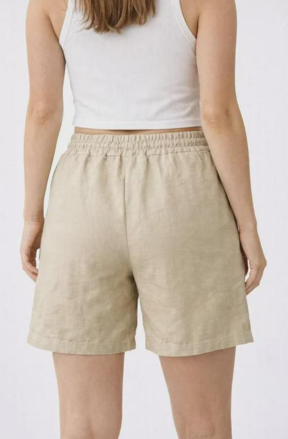 Keten Kumaş Cepli Rahat Kesim Bel Lastikli Şort