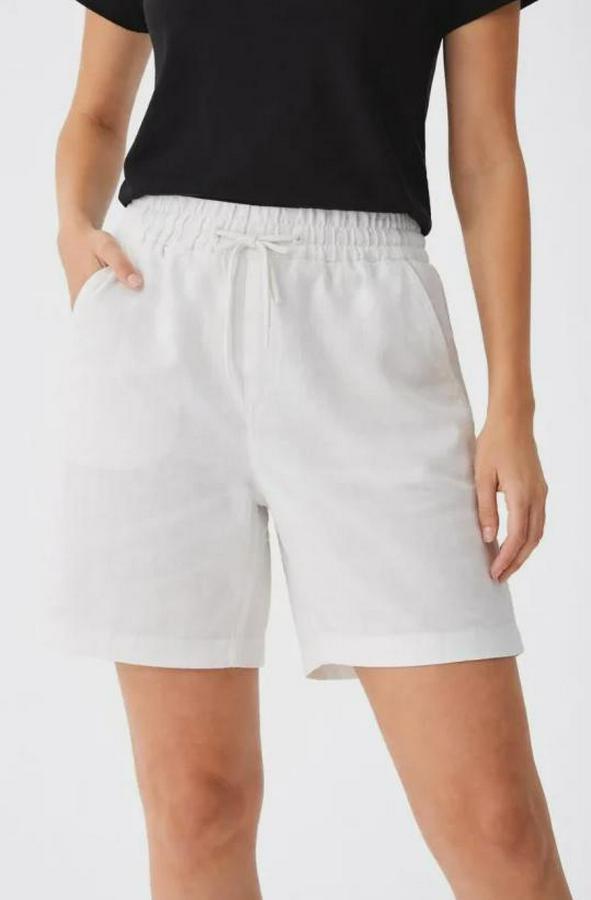 Keten Kumaş Cepli Rahat Kesim Bel Lastikli Şort