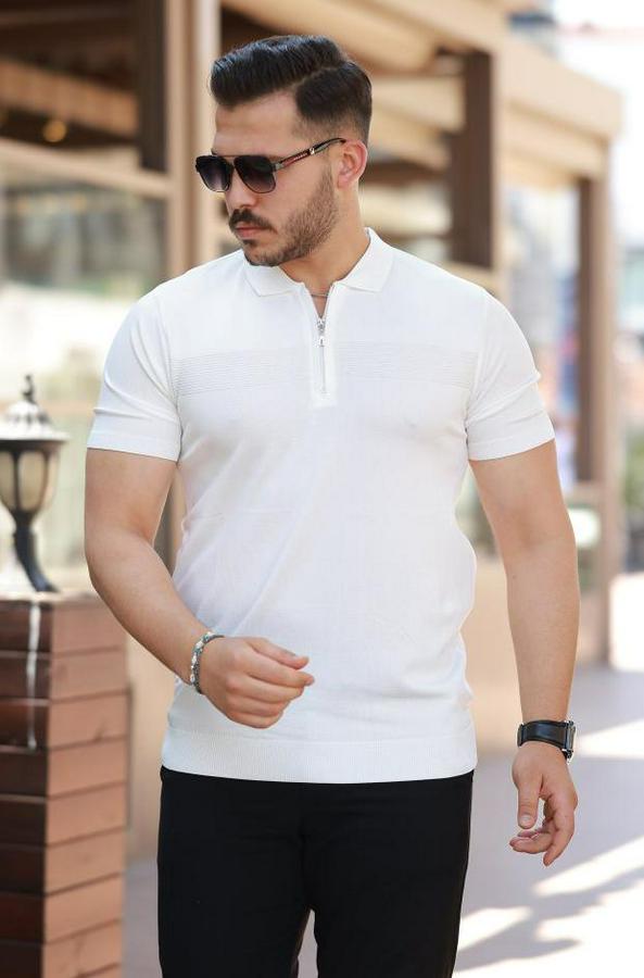 Göğüs Pirinç Desenli Fermuar Yakalı Kısa Kollu Tişört