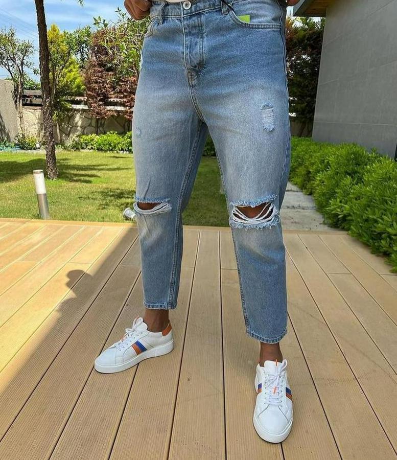 Buz Mavi Boyfriend Yırtık Detaylı Jean