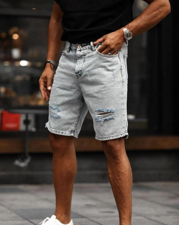 Kar Yıkama Yırtık Detaylı Şort