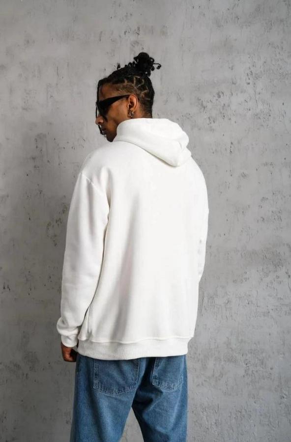 Oversize Kapüşonlu Sweatshirt – Beyaz Renk Üç Iplik Içi Pamuklu Kanguru Cepli Baskılı Hoodie Rahat Kalıp Kışlık Günlük Kombinlere Uygun