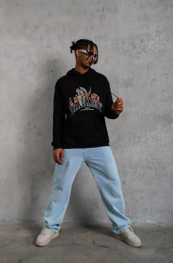 Oversize Kapüşonlu Sweatshirt – Siyah Renk Üç Iplik Içi Pamuklu Kanguru Cepli Baskılı Hoodie Rahat Kalıp Kışlık Günlük Kombinlere Uygun