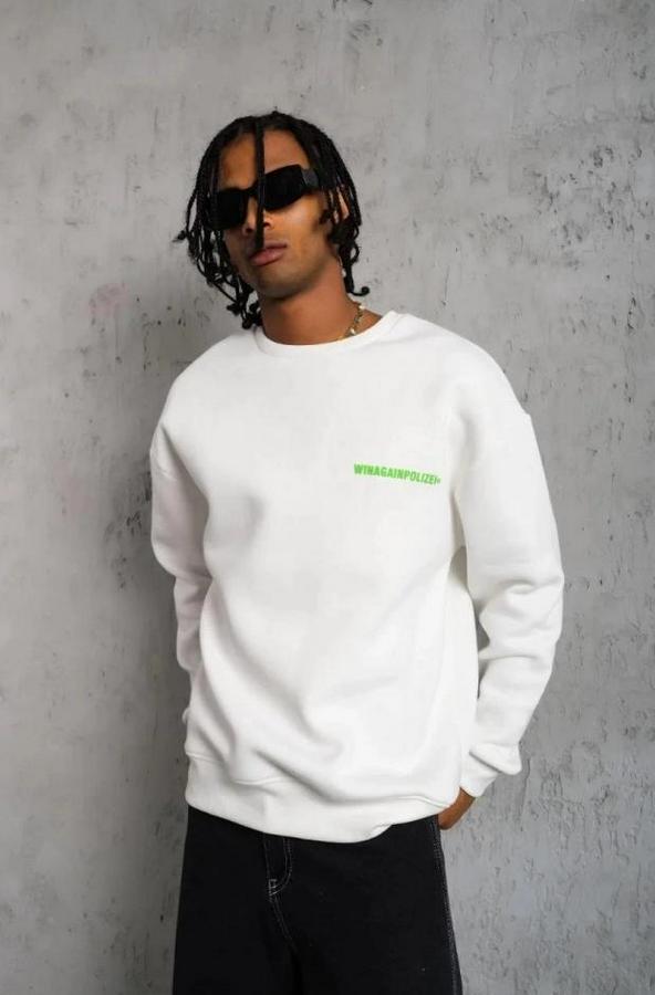 Oversize Sweatshirt – Beyaz Renk  Ön Ve Sırt Baskılı, Üç Iplik Içi Pamuklu Kumaş, Rahat Kalıp, Ribanalı Kışlık Sweat  Winagain Polizei Serisi