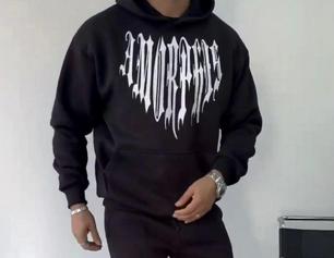 Uzun Kol Kapşonlu Baskılı Sweatshirt