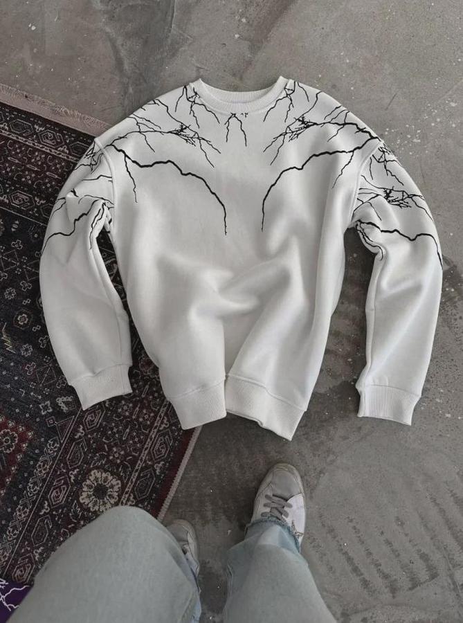 Yıldırım Baskılı Bisiklet Yaka Sweatshirt