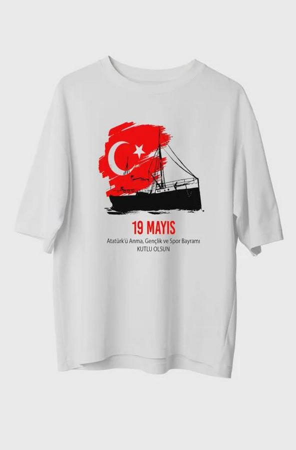 Mayıs Atatürkü Anma Gençlik Ve Spor Bayramı Baskılı Oversize T-Shirt