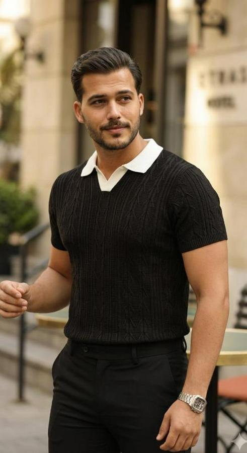 Desenli Kısa Kollu Triko Tişört