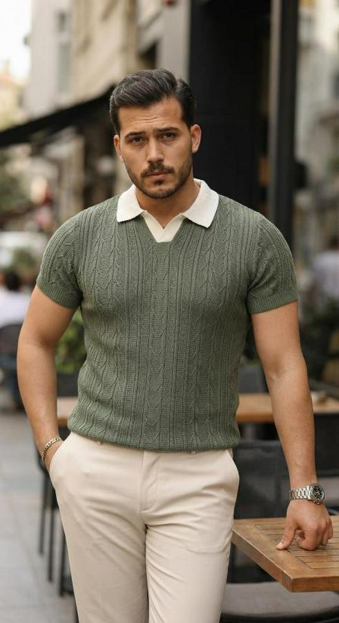 Desenli Kısa Kollu Triko Tişört