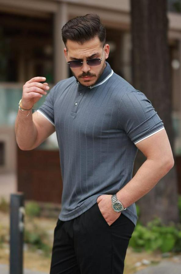 Düğme Yakalı Jakar Kumaş Kısa Kollu Tişört