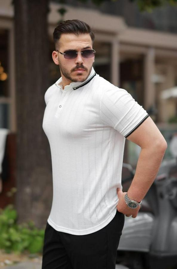 Düğme Yakalı Jakar Kumaş Kısa Kollu Tişört