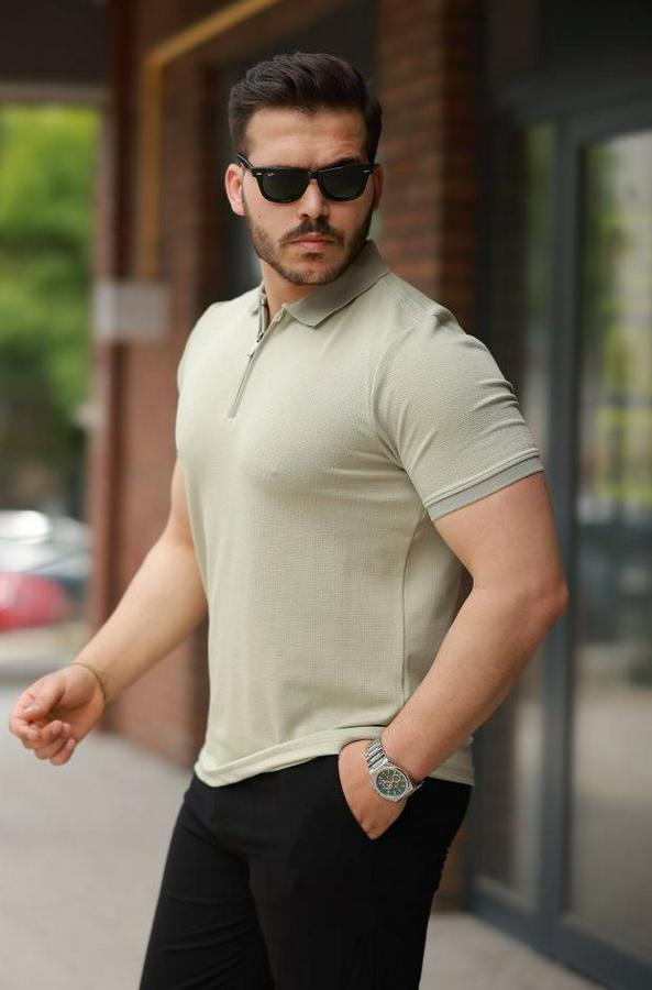 Fermuarlı Yaka Kısa Kollu Tişört