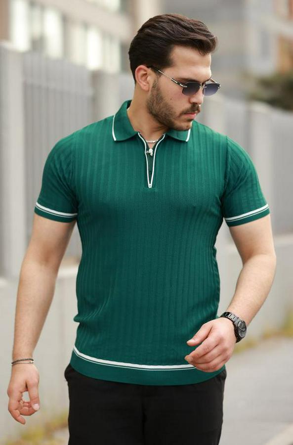 Fermuarlı Yakalı Kısa Kollu T-Shirt