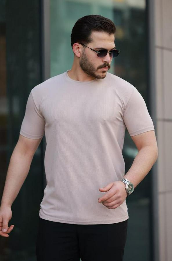 Kısa Kollu Çizgi Kabartma Detaylı T-Shirt