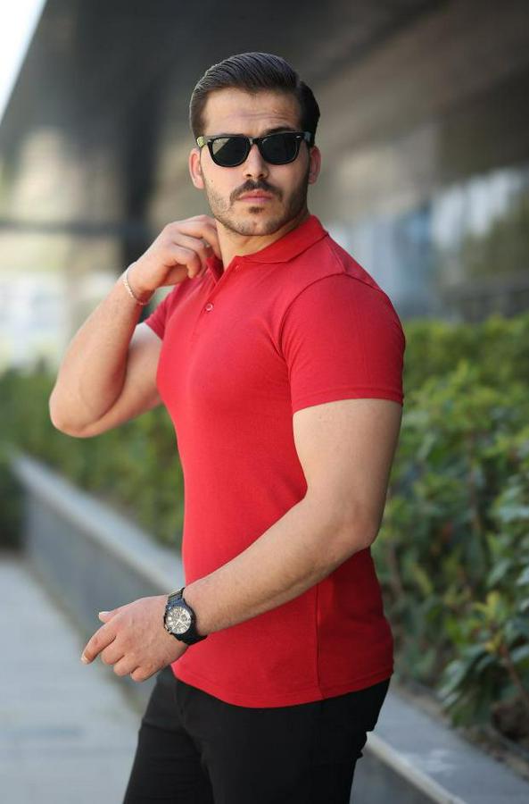 Kısa Kollu Yakalı Tişört