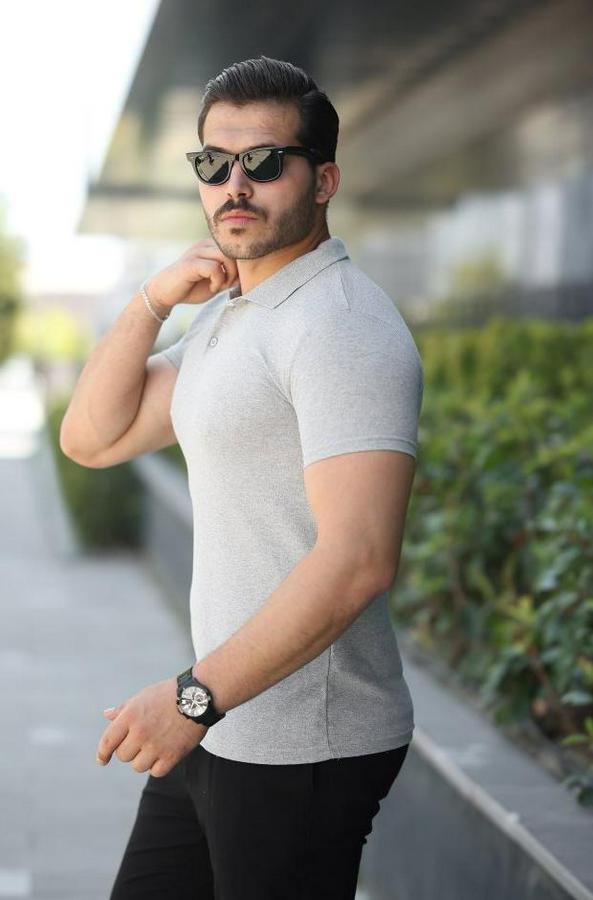 Kısa Kollu Yakalı Tişört