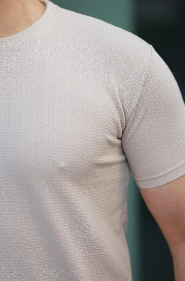 Kısa Kollu Zigzag Desenli T-Shirt