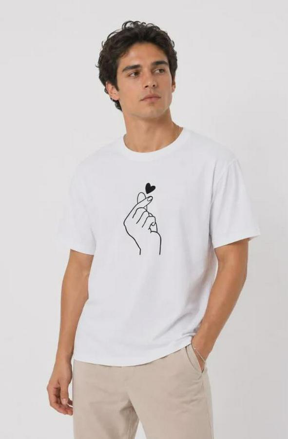 Kore Parmak Kalp Aşk Temalı Minimal Baskılı Tişört Yazlık Kısa Kol T-Shirt