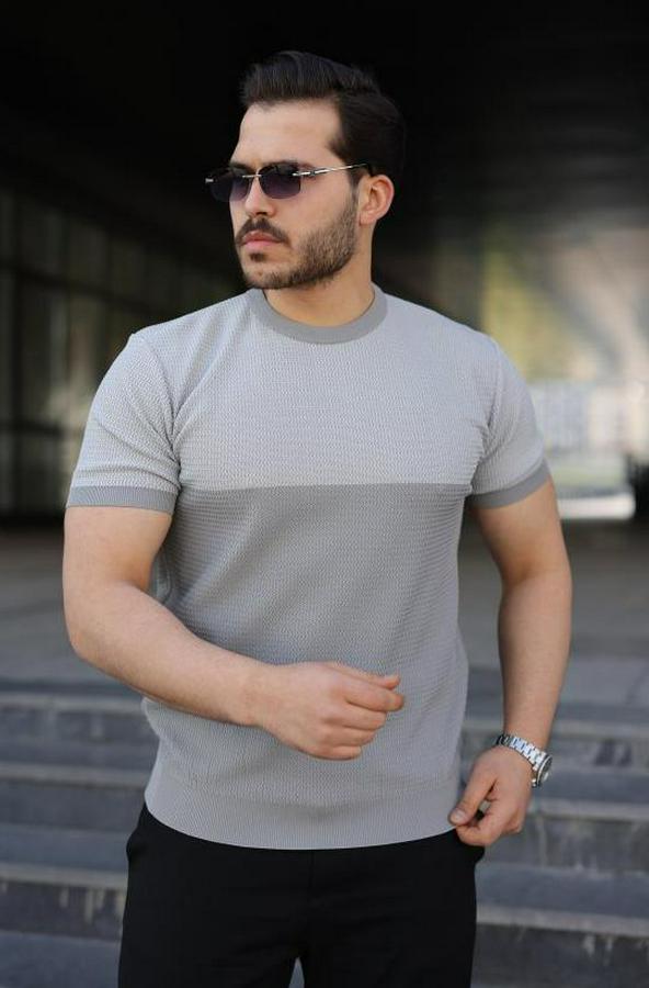 Renk Bloklu Bisiklet Yaka Kısa Kollu Triko Tişört