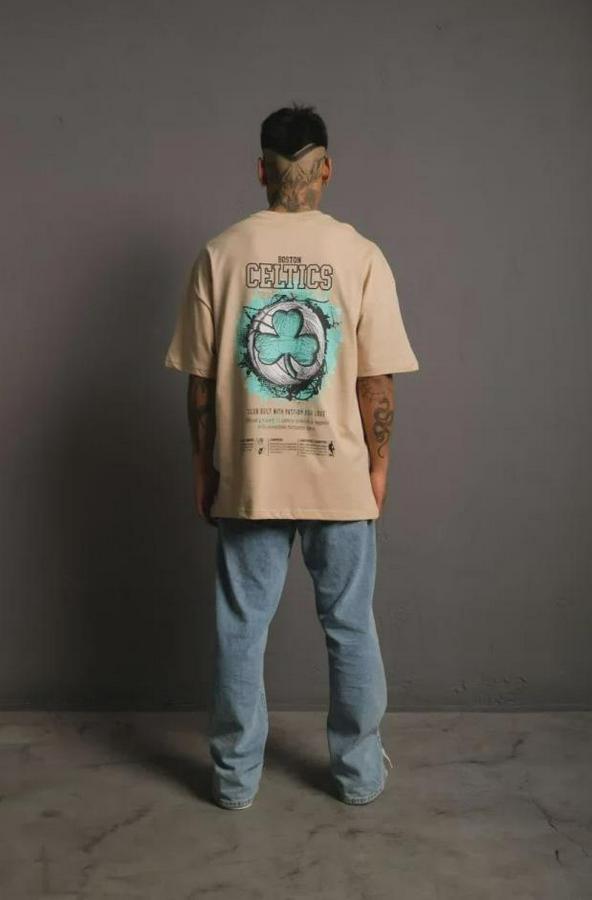 Sırt Baskılı T-Shirt