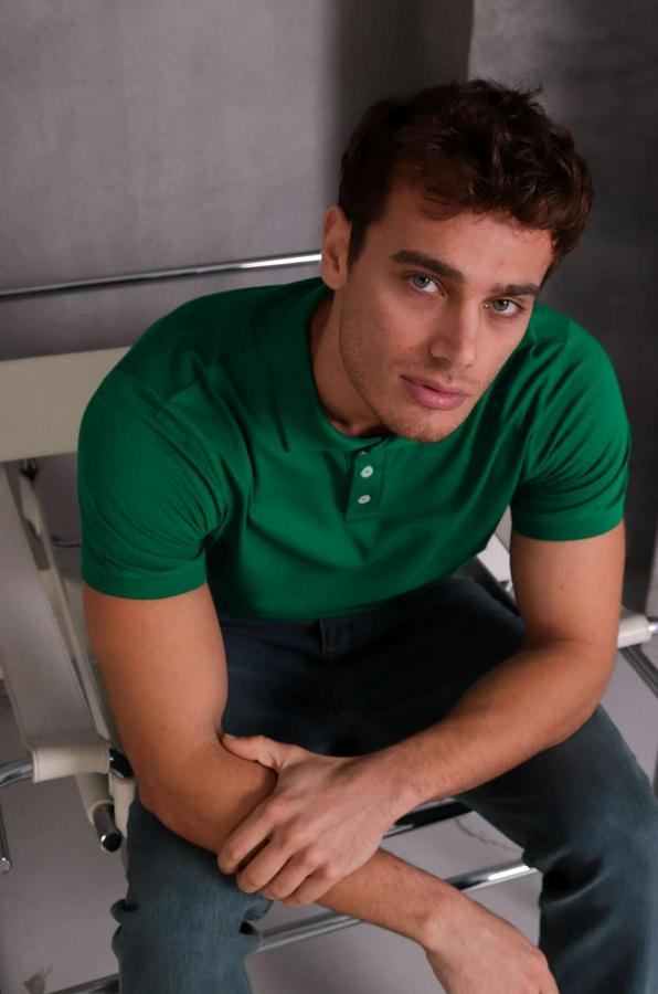 Slim Fit Pamuklu Yumuşak Doku Nefes Alan Kumaş Yakalı Tişört