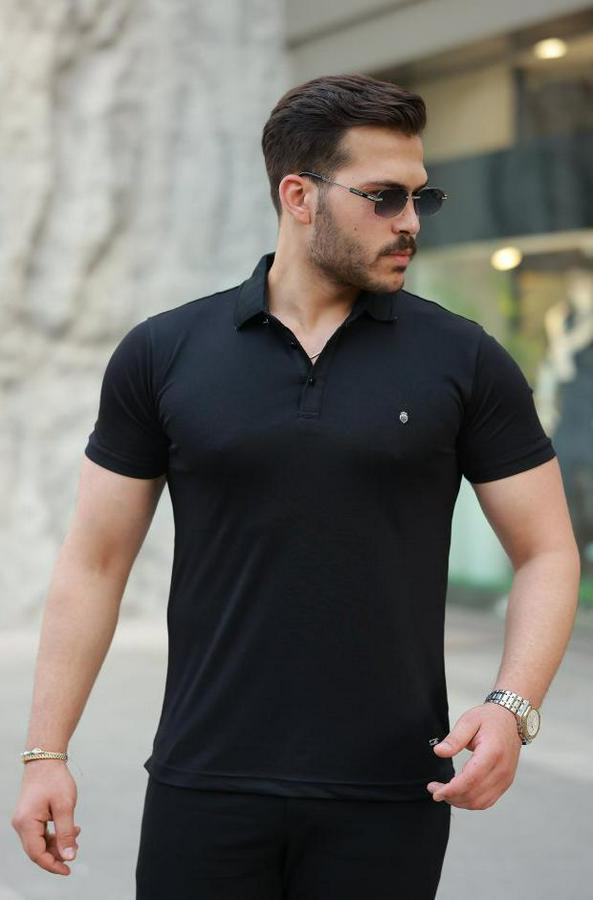 Yakalı Arma Detaylı Kısa Kollu Tişört