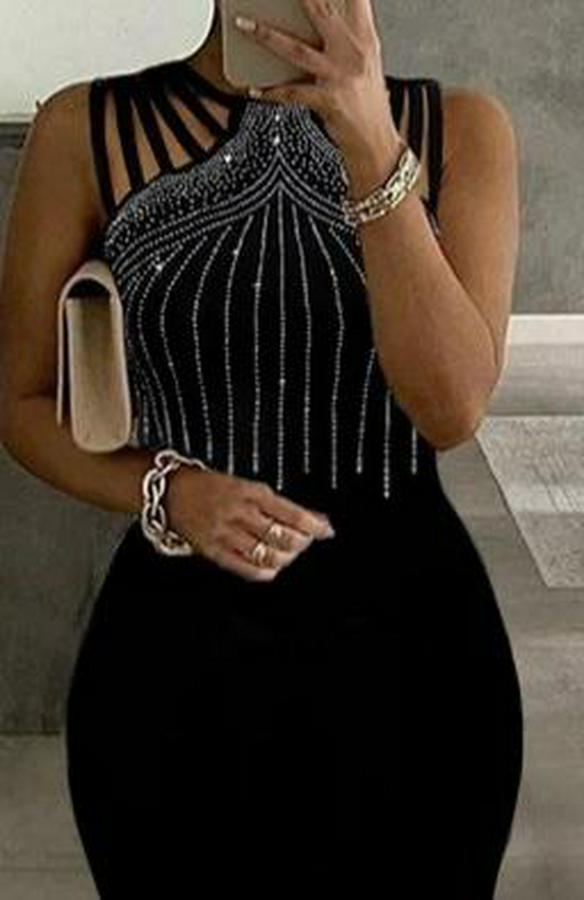 Omuz Çoklu Askılı Önü Taş Işlemeli Balık Kesim Janjan Krep Maxi Boy Elbise