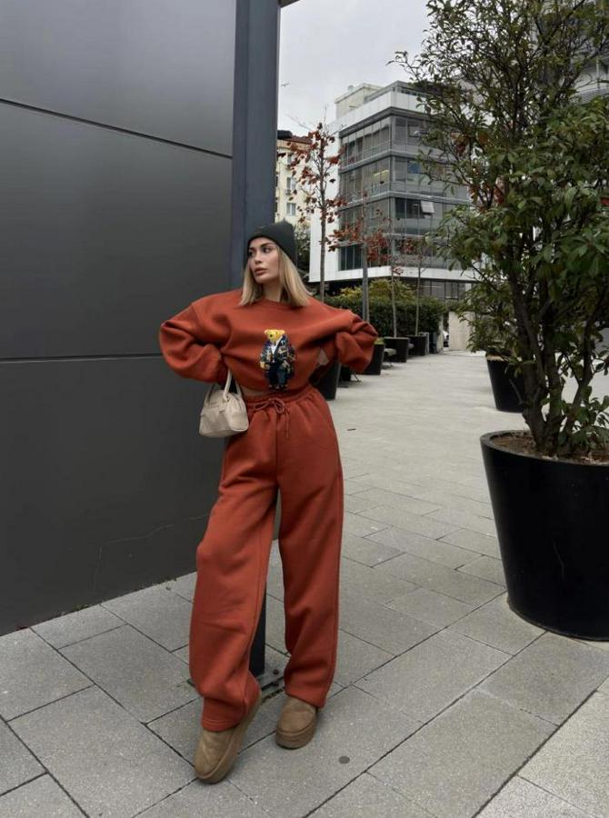 Bisiklet Yaka Üç Iplik Sweat Takım