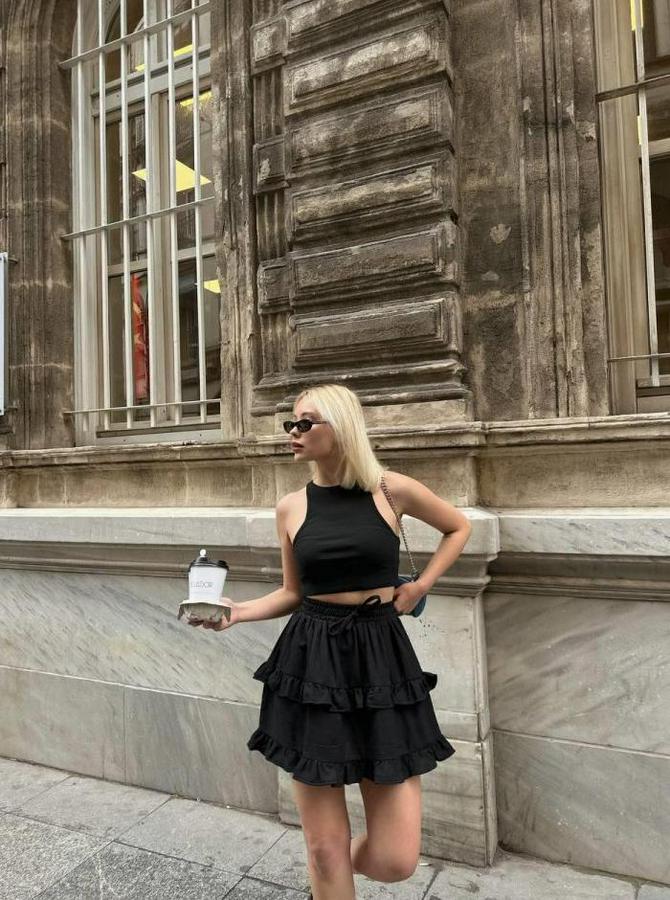 Bel Lastikli Kat Firfir Detayli Kisa Etek