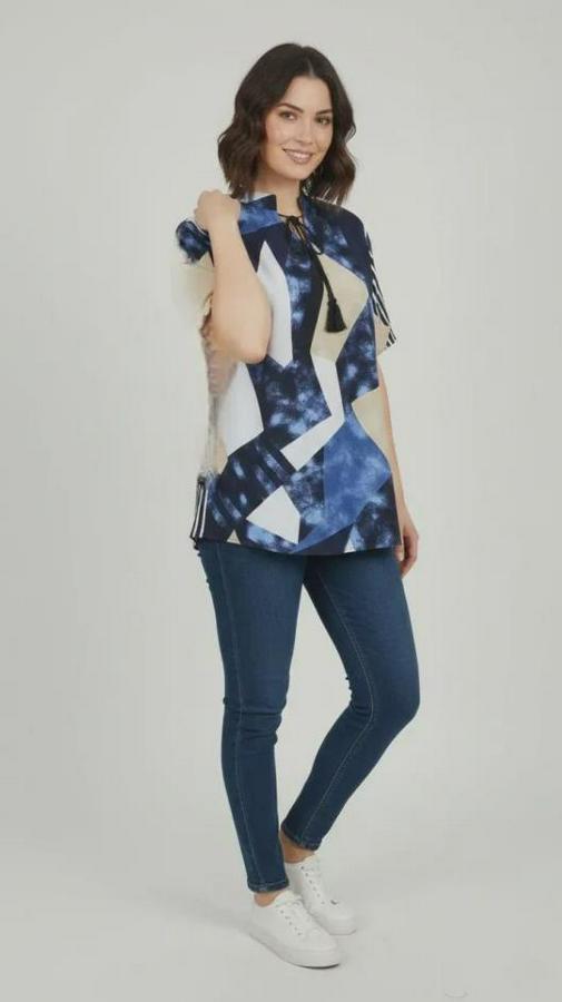 Desenli Püsküllü Viskon Bluz Bebe Yaka Kısa Kollu Big Size Rahat Kesim