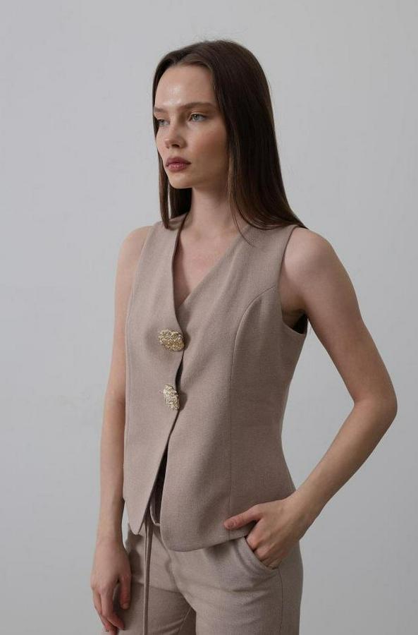 Düğme Detaylı Yelek