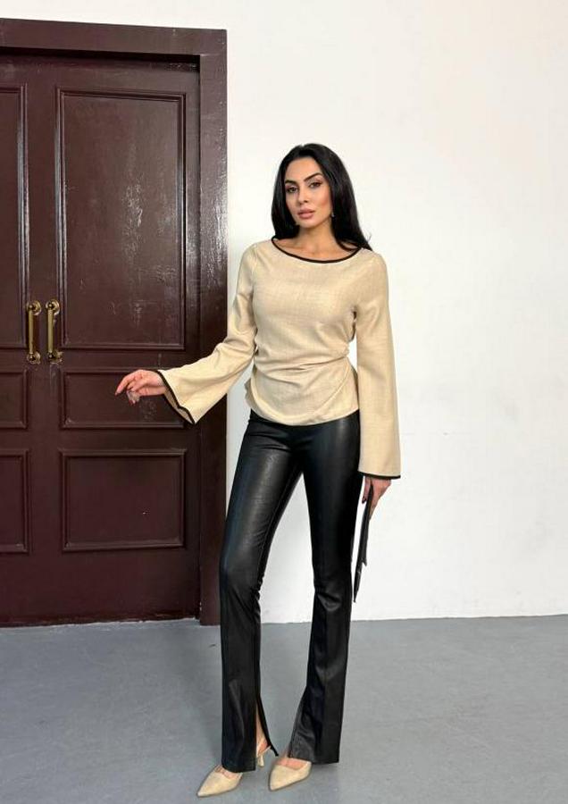 Belde Bağcık Detaylı Keten Bluz