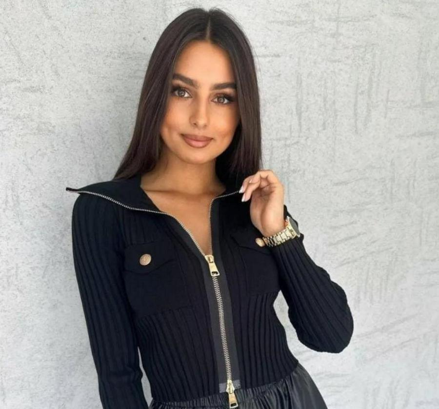 Cep Ve Fermuar Detay Fırsat Ürün Bluz