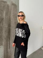 Kadife Kumaş Zebra Desenli Omuz Detay Uzun Kollu Bluz