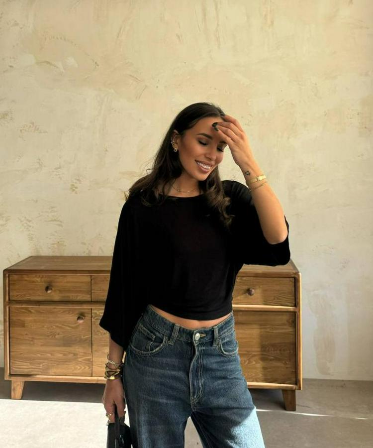 Kayık Yaka Yarasa Kol Dökümlü Kısa Bluz