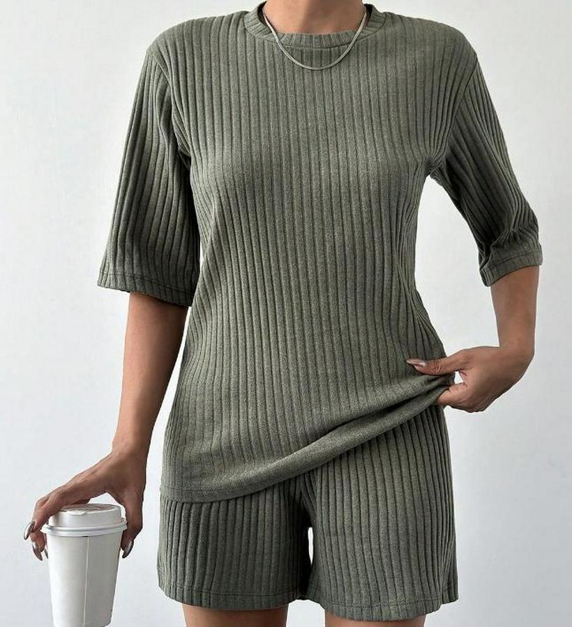 Kısa Kollu Bisiklet Yaka Kaşkorse Bluz Şort Ikili Takım