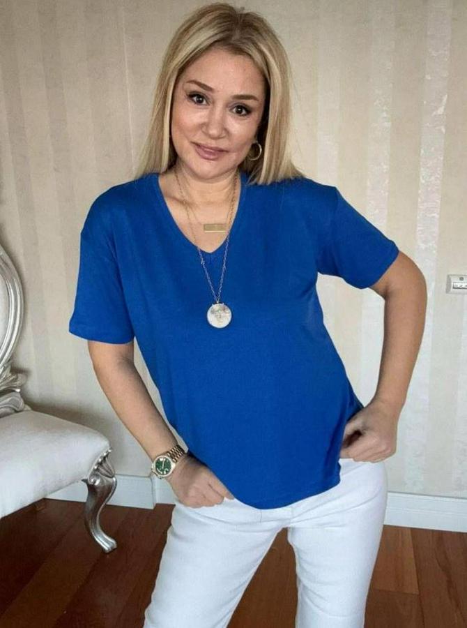 Kısa Kollu V Yaka Bluz