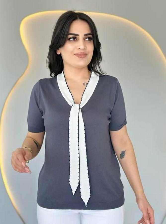 Kısa Kollu V Yaka Fular Detay Merserize Triko Bbluz