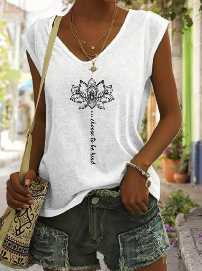 Kısa Kollu V Yaka Önü Desenli Salaş Viskon Bluz