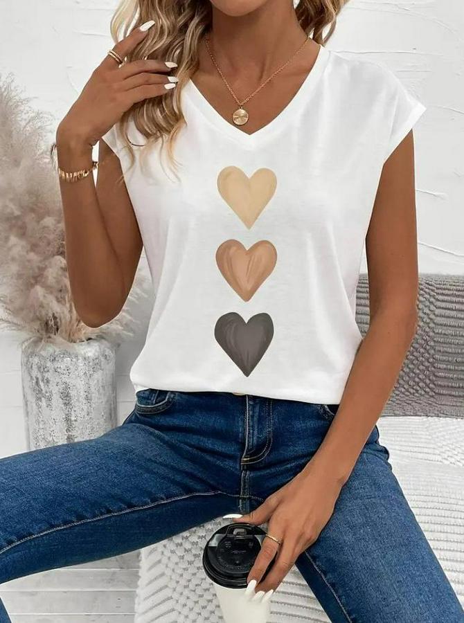 Kısa Kollu V Yakalı Kalp Desen Viskon Bluz