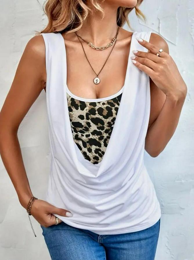 Kolsuz Degaje Leopar Detay Bluz