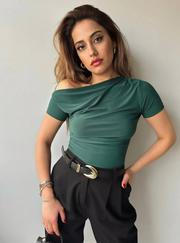 Sandy Kumaş Düşük Omuz Bluz